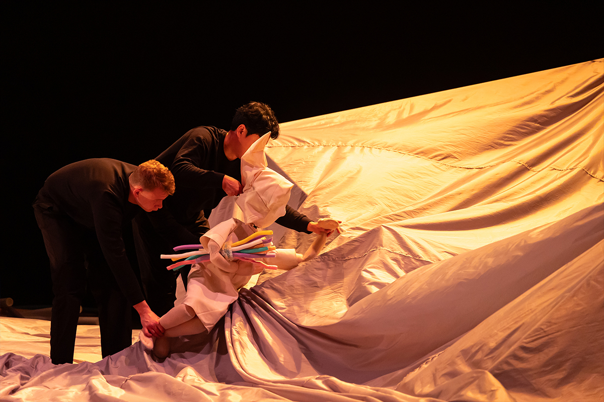 꽃잠 공연 사진