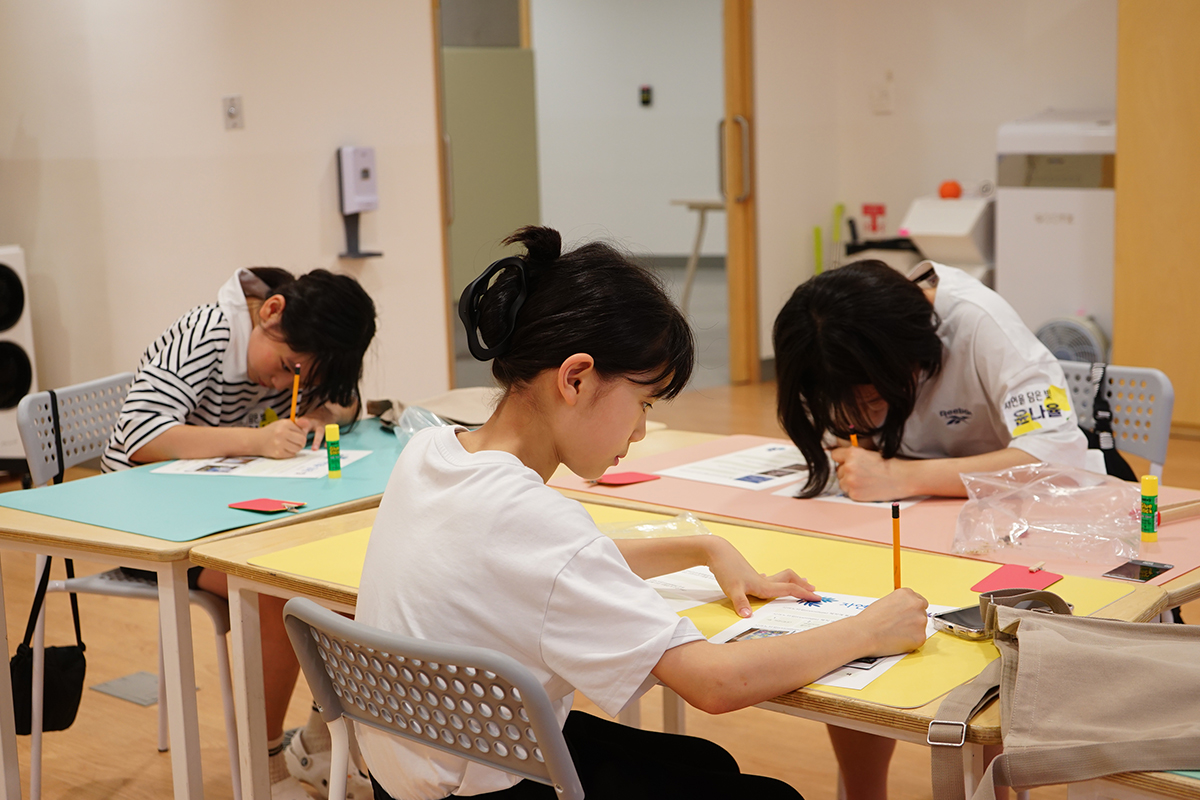 자연을 담은 빛 활동 사진